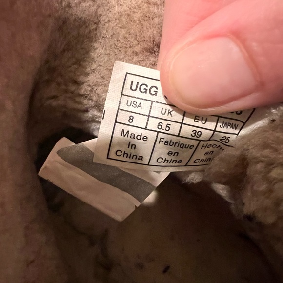 UGG boots - Picture 6 of 10